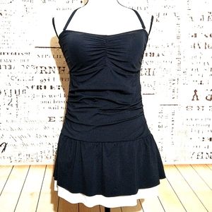 Jantzen skirted tummy control swim bathing suit